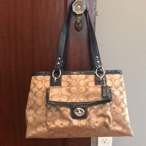 Coach Penelope Khaki/Navy canvas Tote